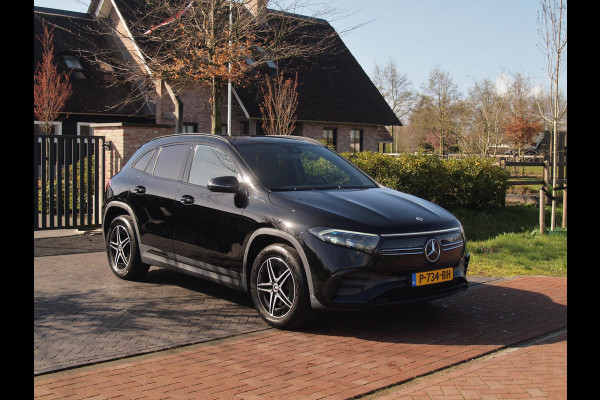 Mercedes-Benz EQA 250 Business Solution AMG 67 kWh | SOH 99% | Sfeerverlichting | 14.000 KM | NL-Auto | Nieuwstaat |