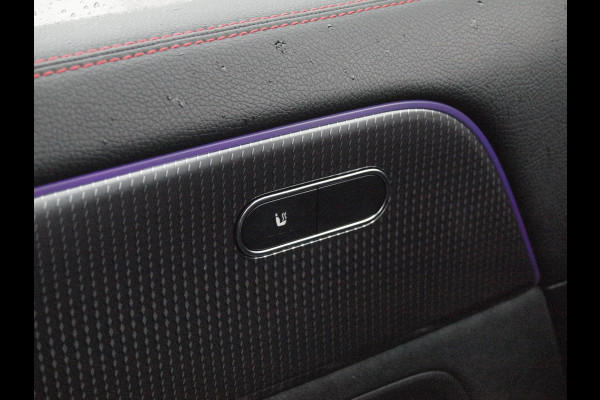 Mercedes-Benz EQA 250 Business Solution AMG 67 kWh | SOH 99% | Sfeerverlichting | 14.000 KM | NL-Auto | Nieuwstaat |