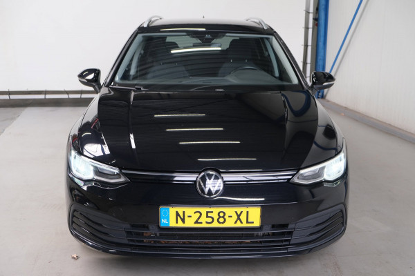 Volkswagen Golf Variant 1.0 eTSI Life Automaat - N.A.P. Airco, Cruise, Camera, Navi, PDC, Virtual display.