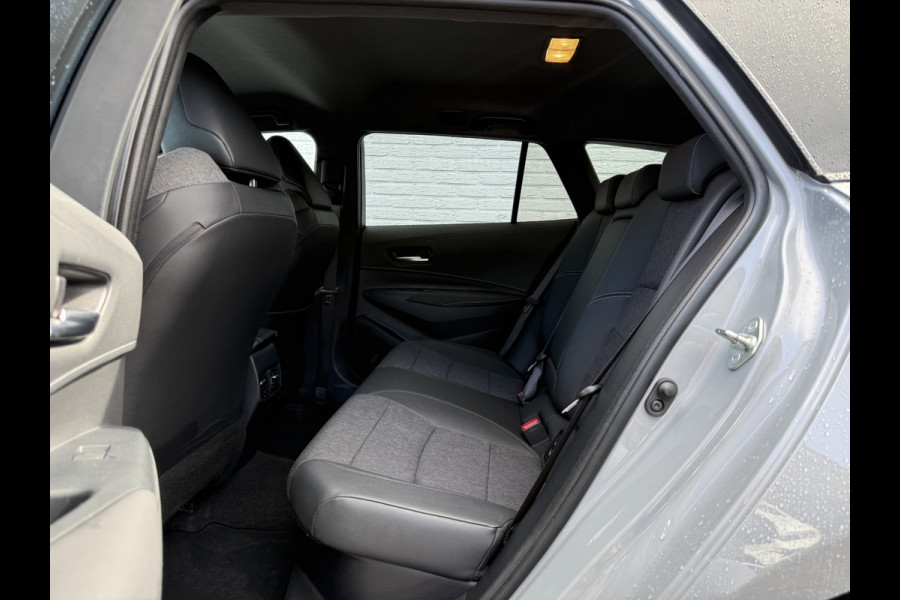 Toyota Corolla Touring Sports 2.0 Hybrid Team D | ACC | CarPlay | Camera | JBL | Keyless | LED