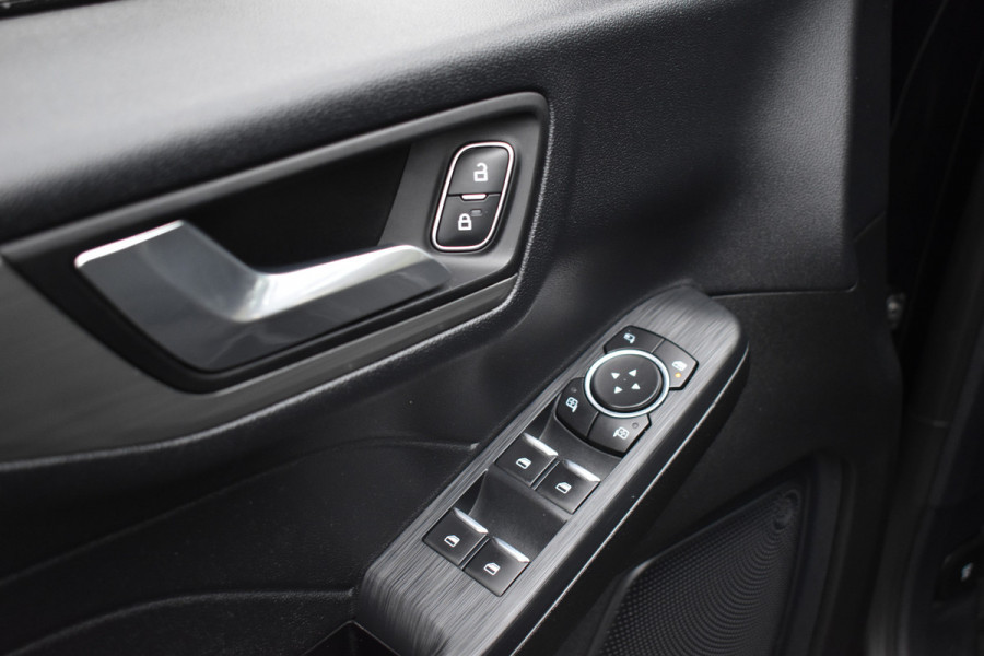 Ford Kuga 2.5 PHEV 225PK AUT. TITANIUM NAVI/CAMERA/CARPLAY/TREKHAAK