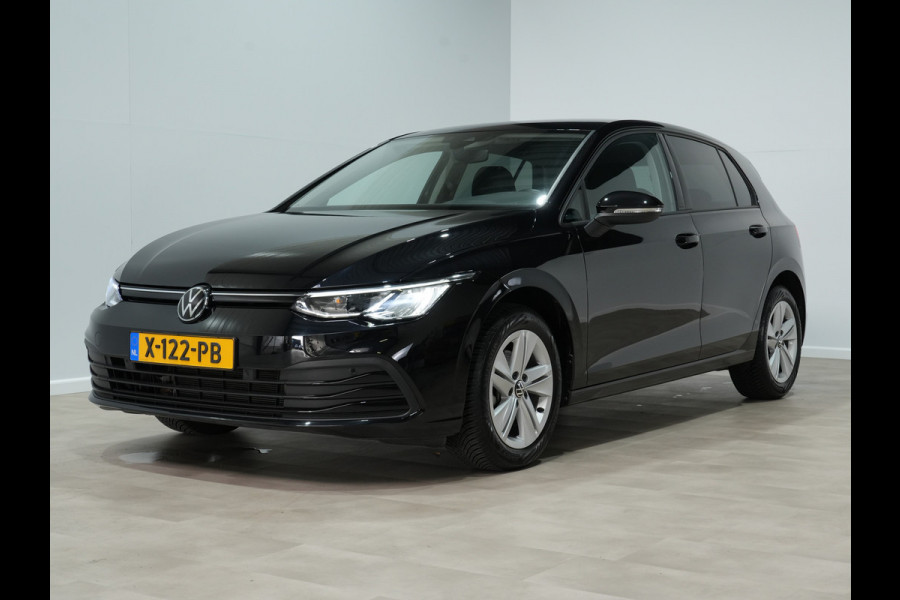Volkswagen Golf 1.0 TSI 110pk Life Business Navigatie Stoelverwarming Pdc Acc 253