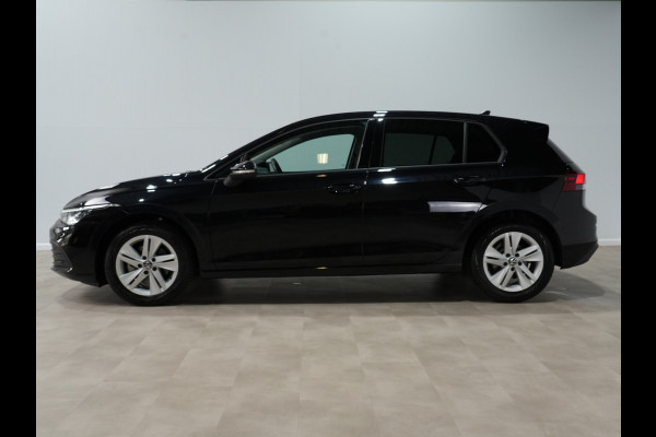 Volkswagen Golf 1.0 TSI 110pk Life Business Navigatie Stoelverwarming Pdc Acc 253