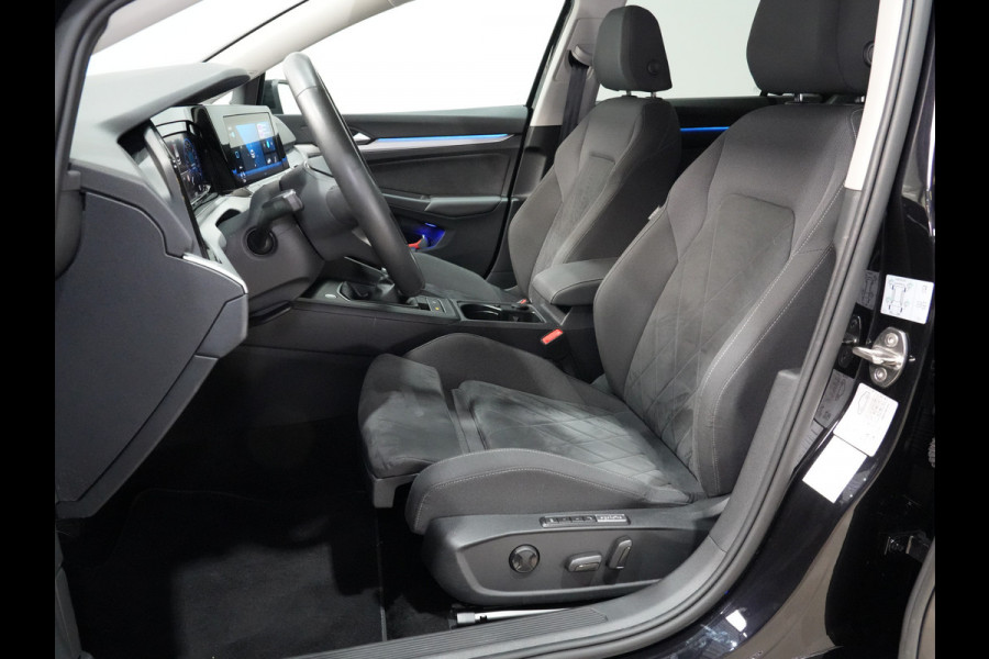 Volkswagen Golf 1.0 TSI 110pk Life Business Navigatie Stoelverwarming Pdc Acc 253