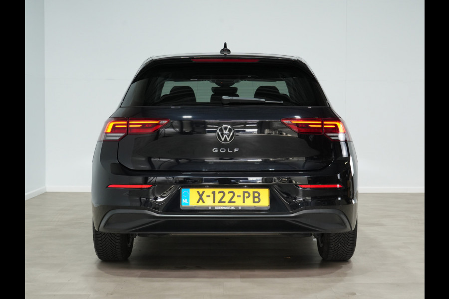 Volkswagen Golf 1.0 TSI 110pk Life Business Navigatie Stoelverwarming Pdc Acc 253