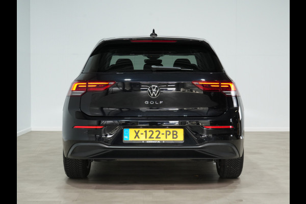 Volkswagen Golf 1.0 TSI 110pk Life Business Navigatie Stoelverwarming Pdc Acc 253