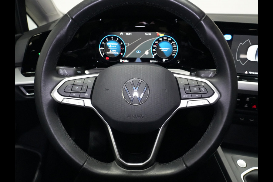 Volkswagen Golf 1.0 TSI 110pk Life Business Navigatie Stoelverwarming Pdc Acc 253