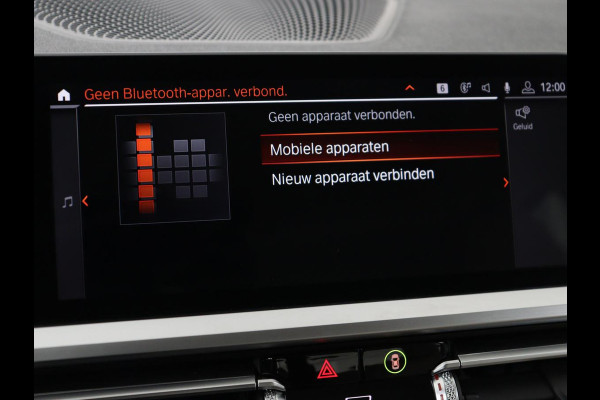 BMW 3-serie 320i High Executive Edition | Panoramadak | Leder | Stoel & Stuurverwarming | Adaptive Cruise | Sfeerverlichting