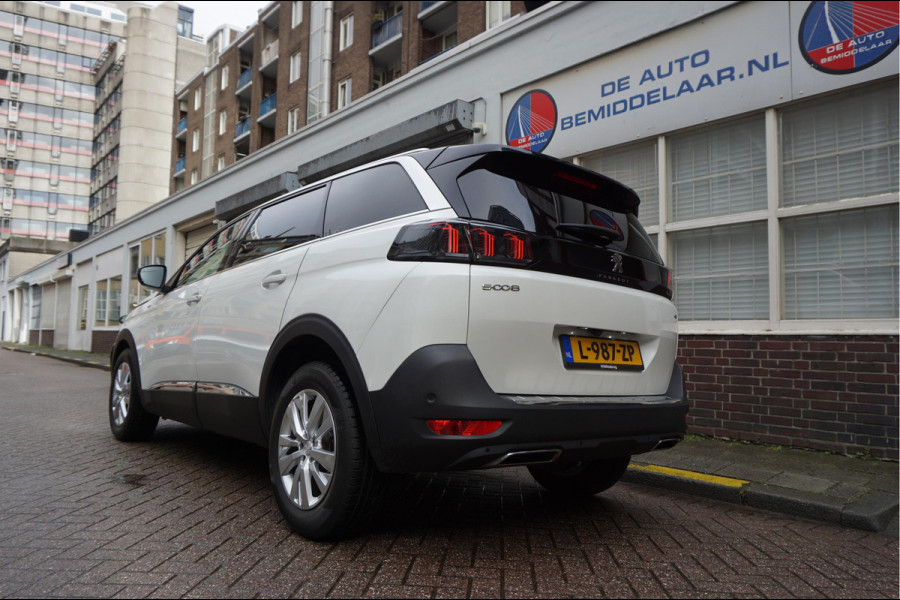 Peugeot 5008 1.2 PureTech GT SPORT | LEER/ Alcantara | Sfeerverlichting | APPLE | NL auto | Dealer onderhouden |