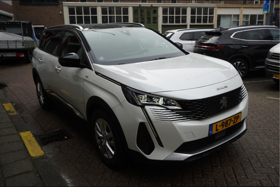 Peugeot 5008 1.2 PureTech GT SPORT | LEER/ Alcantara | Sfeerverlichting | APPLE | NL auto | Dealer onderhouden |