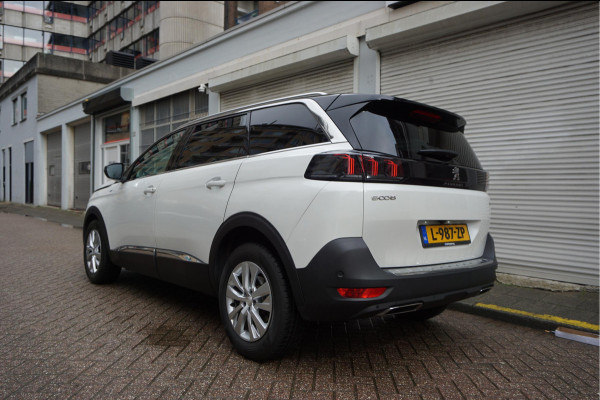 Peugeot 5008 1.2 PureTech GT SPORT | LEER/ Alcantara | Sfeerverlichting | APPLE | NL auto | Dealer onderhouden |
