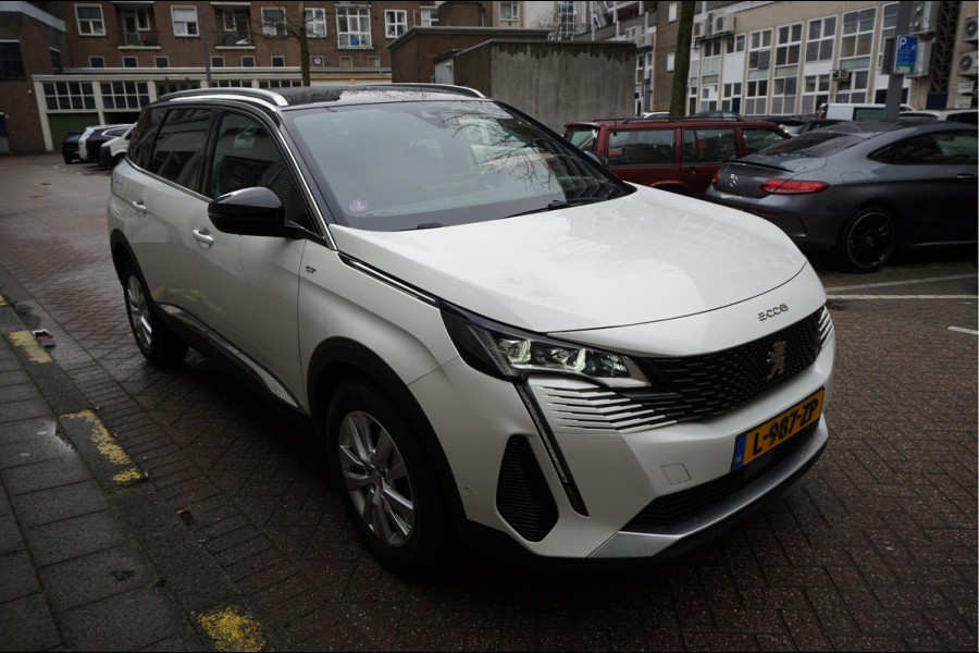 Peugeot 5008 1.2 PureTech GT SPORT | LEER/ Alcantara | Sfeerverlichting | APPLE | NL auto | Dealer onderhouden |