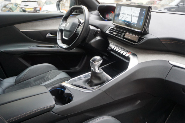 Peugeot 5008 1.2 PureTech GT SPORT | LEER/ Alcantara | Sfeerverlichting | APPLE | NL auto | Dealer onderhouden |