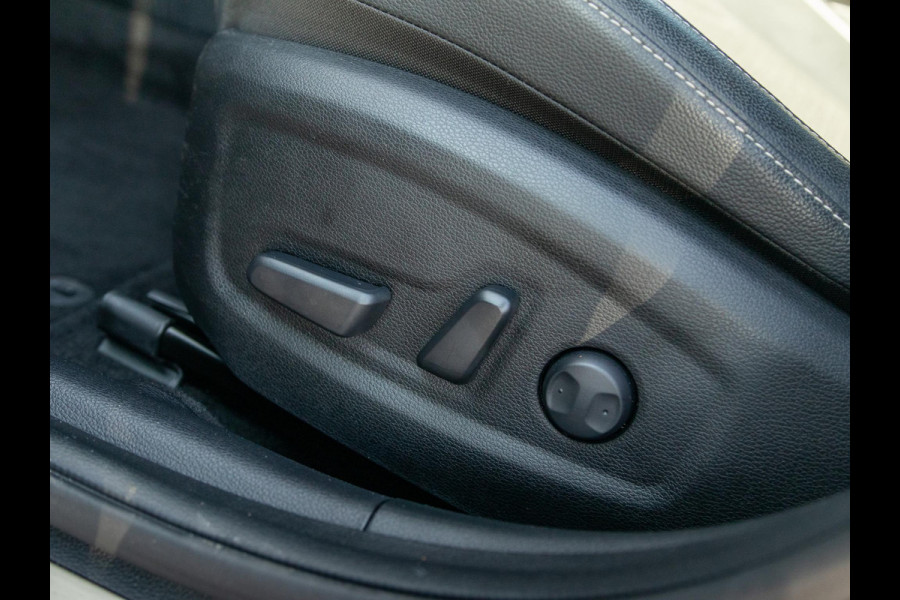 Kia Ceed Sportswagon 1.6 GDI PHEV DynamicPlusLine Stoel stuurwiel verwarming l El. verstelbare stoelen incl. memory l El. kofferklep l Trekhaak l