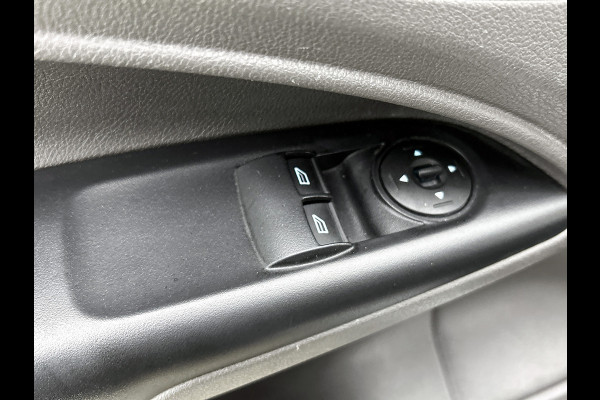 Ford Transit Connect 1.5TDCI Euro6 100PK L2 Trend / Trekhaak / Airco / Schuifdeur / Radio multimedia / Apk 11-2026