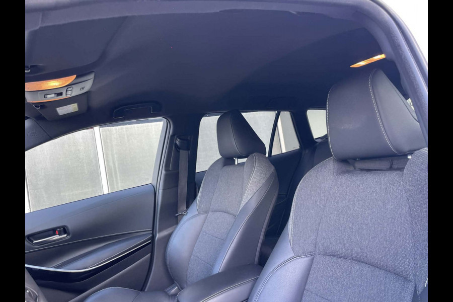 Toyota Corolla Touring Sports 1.8 Hybrid TeamNL / trekhaak / camera