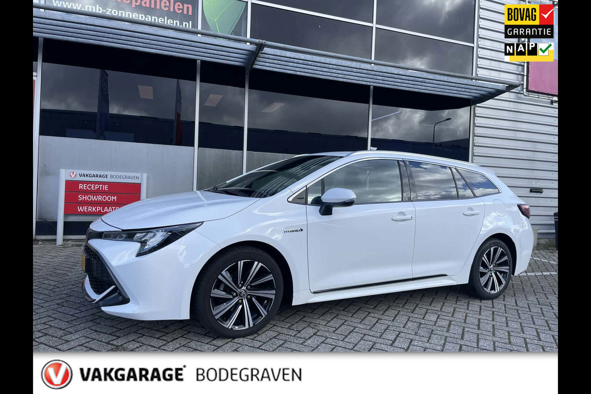 Toyota Corolla Touring Sports 1.8 Hybrid TeamNL / trekhaak / camera