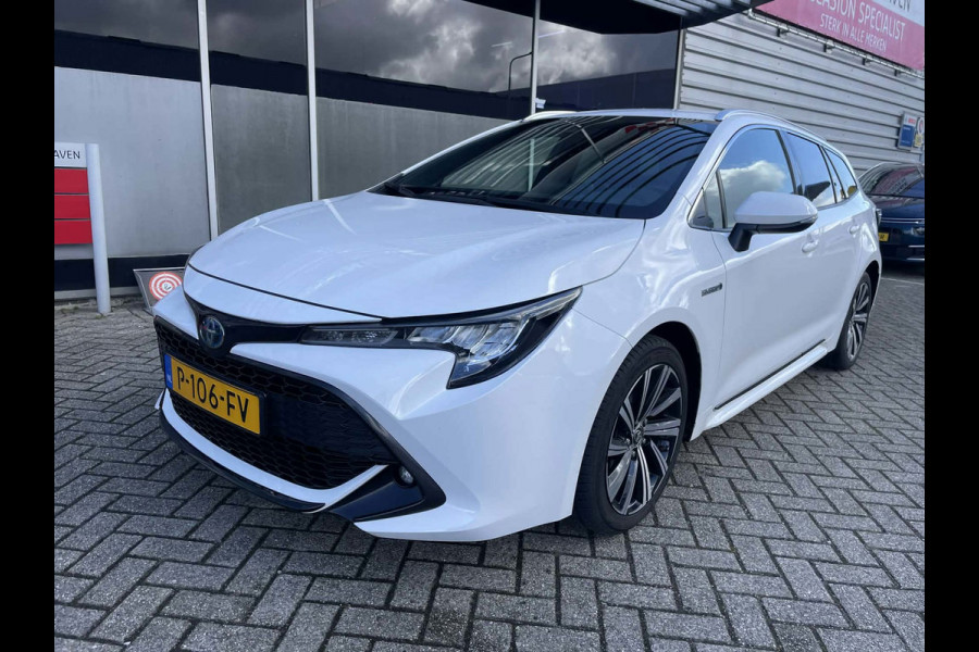 Toyota Corolla Touring Sports 1.8 Hybrid TeamNL / trekhaak / camera