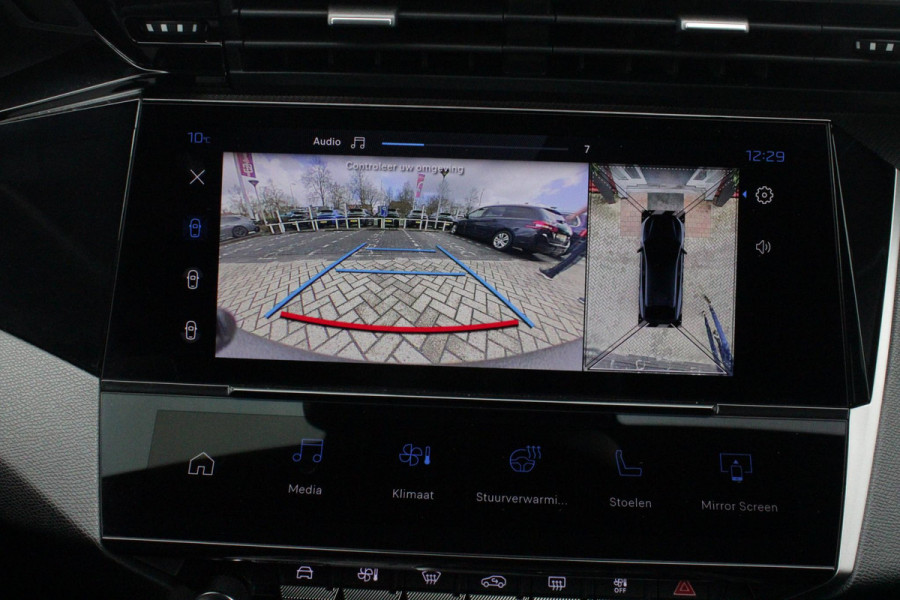 Peugeot e-408 GT AVANTAGE 58 kWh | PANORAMISCH SCHUIF/KANTEL DAK | ELEKTRISCH BEDIENBARE VOORSTOELEN | STOEL/STUUR VERWARMING | MASSAGE FUNCTIE OP DE VOORSTOELEN | FOCAL AUDIO SYSTEEM | ALCANTARA/LEDEREN BEKLEDING | 360° CAMERA | PARKEERSENSOREN VOOR + ACHTER | ELEKTRISCH BEDIENBARE ACHTERKLEP | SFEER VERLICHTING | KEYLESS ENTRY/START | 19" LICHTMETALEN VELGEN | DODEHOEK DETECTIE | ADAPTIVE CRUISE CONTROL | APPLE CARPLAY/ANDROID AUTO DRAADLOOS | DRAADLOOS TELEFOONLADEN |