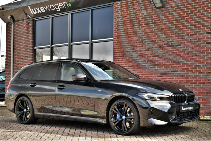 BMW 3 Serie Touring 330e M-Sport Pro Pano M-zetels ACC HUD HiFi 19inch