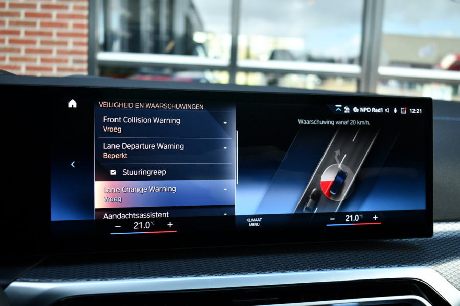 BMW 3 Serie Touring 330e M-Sport Pro Pano M-zetels ACC HUD HiFi 19inch