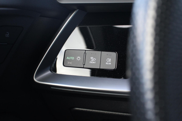 Audi A3 Limousine 30 TFSI S edition 19'' Lichtmetalen Velgen | Adaptive Cruise Control | Climate Control | Navigatie | Parkeersensoren |