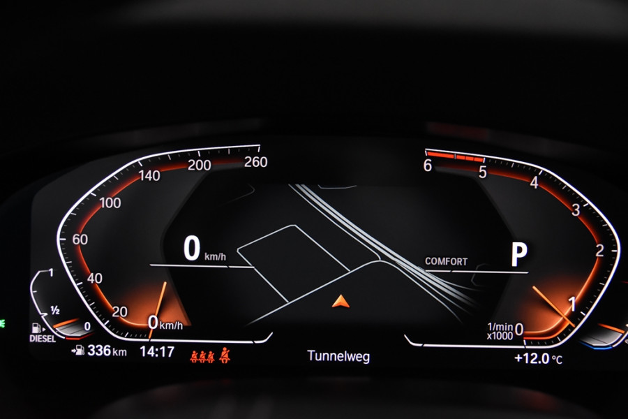 BMW 5 Serie Touring 520d *1ste Eigenaar*Leer*Panoramadak*Trekhaak*Ambiente*