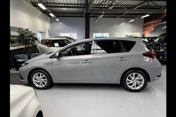 Toyota Auris 1.8 Hybrid Energy Plus / Navigatie / Trekhaak