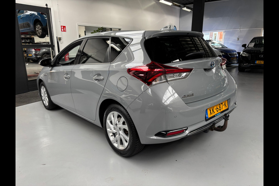 Toyota Auris 1.8 Hybrid Energy Plus / Navigatie / Trekhaak