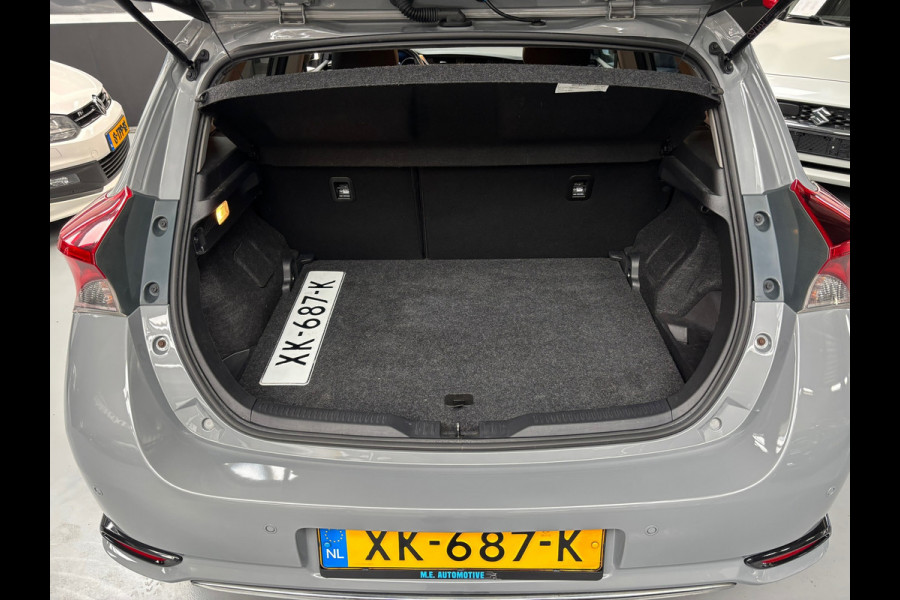 Toyota Auris 1.8 Hybrid Energy Plus / Navigatie / Trekhaak