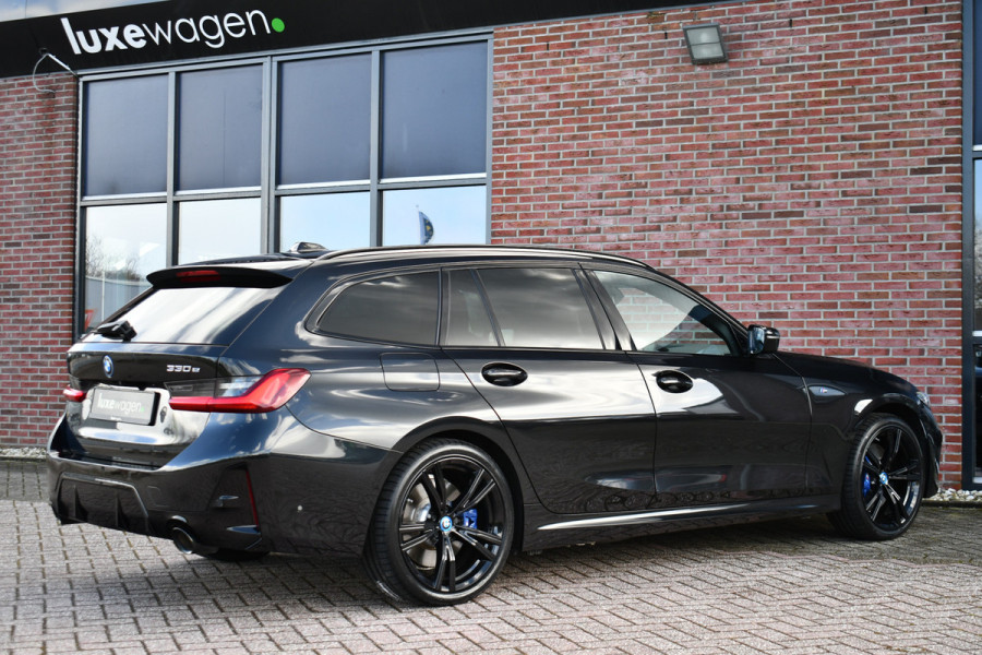 BMW 3 Serie Touring 330e M-Sport Pro Pano M-zetels ACC HUD HiFi 19inch