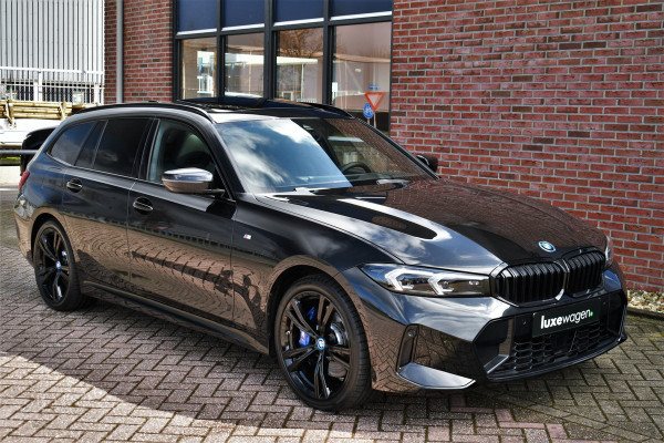 BMW 3 Serie Touring 330e M-Sport Pro Pano M-zetels ACC HUD HiFi 19inch