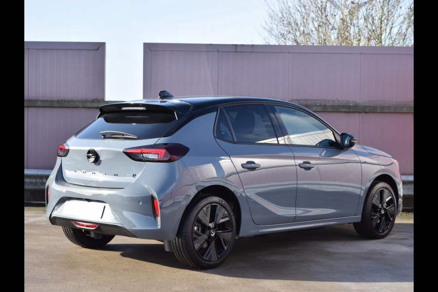 Opel Corsa Electric Long Range GS 51 kWh | WARMTEPOMP | INFOTAINMENT PAKKET | COFORT PAKKET | 17" LMV | ACTIEKORTING!