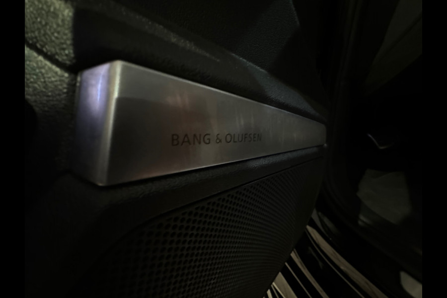 Audi RS3 Limousine 2.5 TFSI quattro Pano|Ceramic|HuD|B&O|VOL