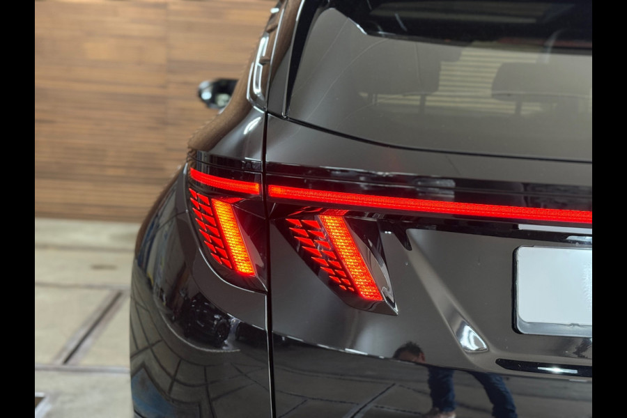 Hyundai Tucson 1.6 T-GDI 150pk N Line | Pano | Winterpakket | 19inch | Adapt cruise | Camera | Bomvol |