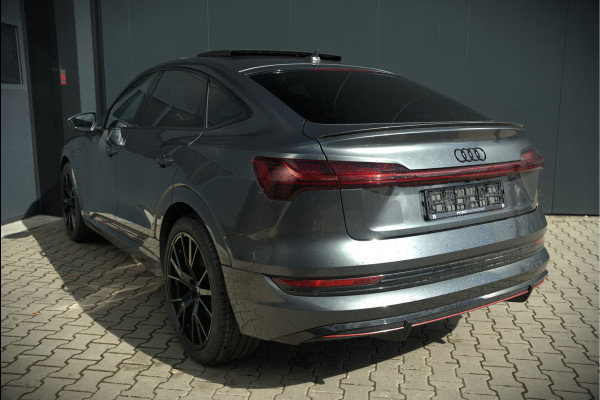 Audi e-tron Sportback 50 quattro S edition 71 kWh S-Line | Panoramadak | Stoelverwarming | Adaptive Cruise Control | Ambiance Verlichting | Memory Seat | Parkeersensoren | Keyless | Apple Carplay