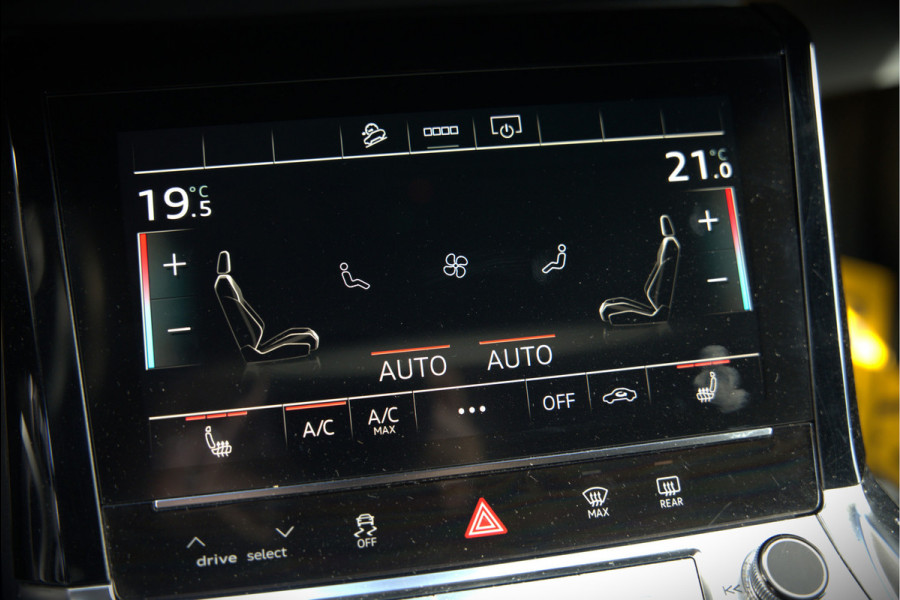 Audi e-tron Sportback 50 quattro S edition 71 kWh S-Line | Panoramadak | Stoelverwarming | Adaptive Cruise Control | Ambiance Verlichting | Memory Seat | Parkeersensoren | Keyless | Apple Carplay