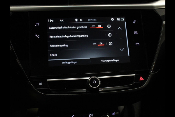 Opel Corsa 1.2 Turbo Sport Edition | Climate control | Cruise control | Panoramadak | Achteruitrijcamera | Parkeersensoren | Stuurverwarming | Stoelverwarming | Apple Carplay/ Android Auto