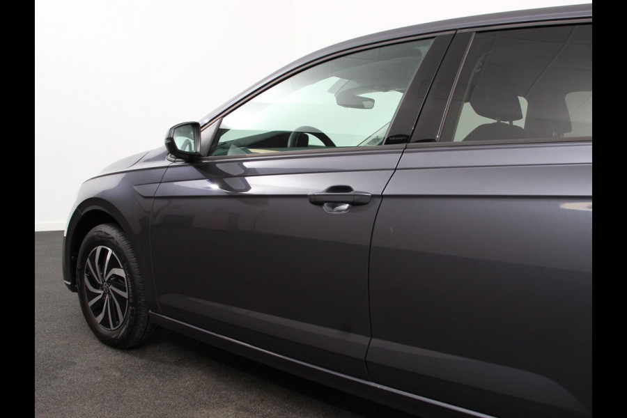 Volkswagen Polo 1.0 TSI 70kW DSG Life Edition | Navigatie | Apple Carplay/Android Auto | Camera | Airco | Lichtmetalen Velgen | Extra Getint Glas
