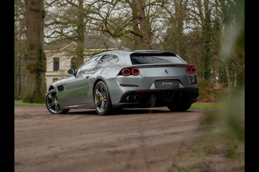 Ferrari GTC4Lusso T 3.9 V8 | Pano-dak | JBL | Lift