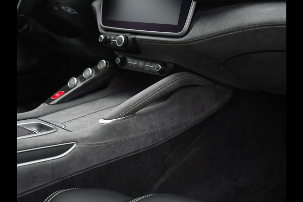 Ferrari GTC4Lusso T 3.9 V8 | Pano-dak | JBL | Lift