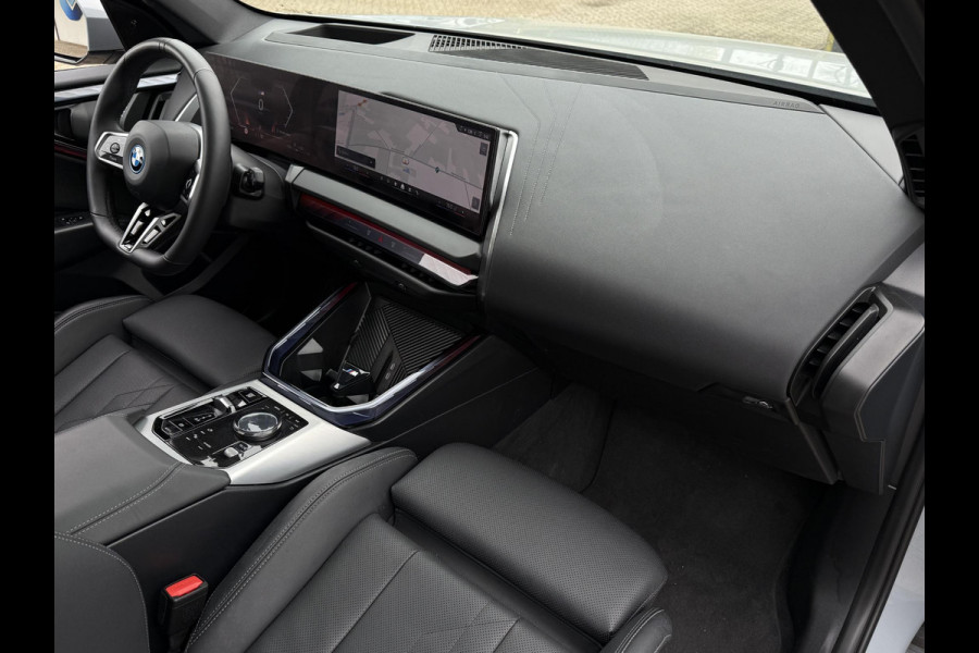 BMW X3 30e xDrive M SPORT | PANORAMA | HEAD UP | HARMAN KARDON | ICONIC GLOW | DRIVING ASS. PLUS |