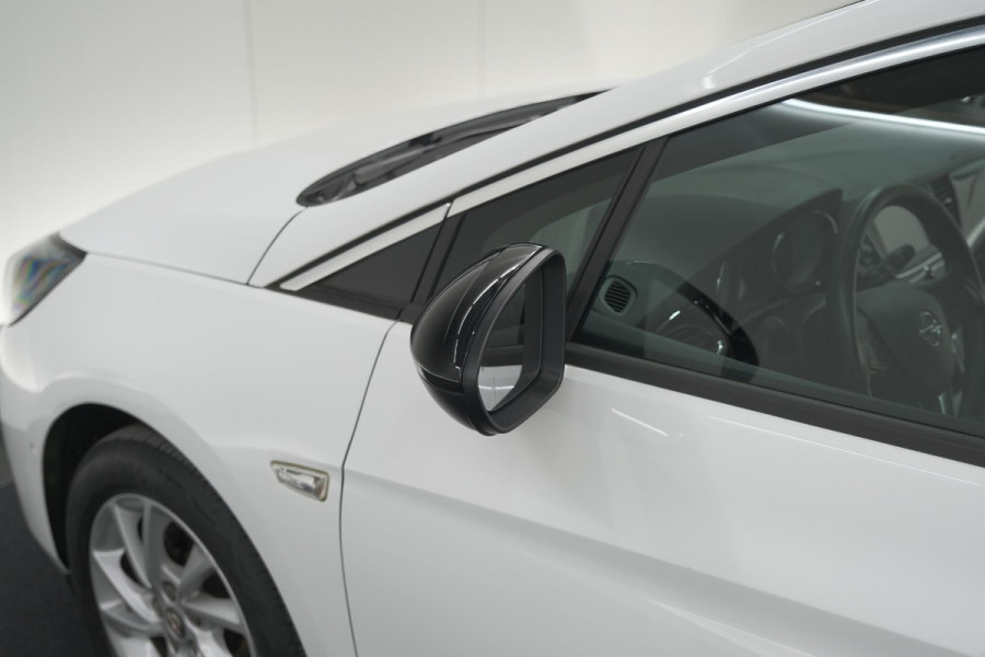 Opel Astra Turbo 130 Business Elegance | Camera | Dodehoekdetectie | Apple Carplay | Alcantara Pakket