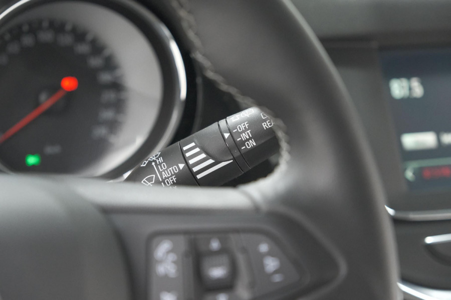 Opel Astra Turbo 130 Business Elegance | Camera | Dodehoekdetectie | Apple Carplay | Alcantara Pakket