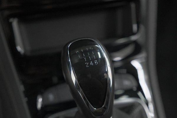Opel Astra Turbo 130 Business Elegance | Camera | Dodehoekdetectie | Apple Carplay | Alcantara Pakket