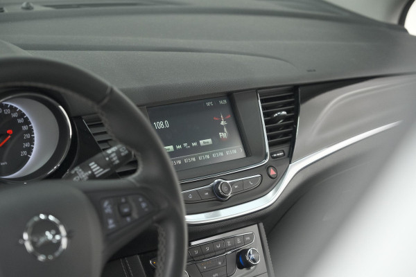Opel Astra Turbo 130 Business Elegance | Camera | Dodehoekdetectie | Apple Carplay | Alcantara Pakket