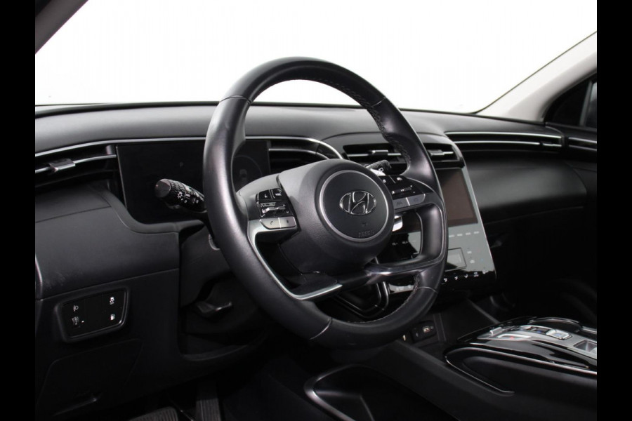 Hyundai Tucson 1.6 T-GDI PHEV Comfort 4WD Climate control Cruise control Parkeersensoren achter Achteruitrij camera Navigatie LED Apple Carplay/ Android Auto