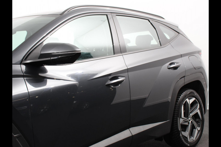 Hyundai Tucson 1.6 T-GDI PHEV Comfort 4WD Climate control Cruise control Parkeersensoren achter Achteruitrij camera Navigatie LED Apple Carplay/ Android Auto