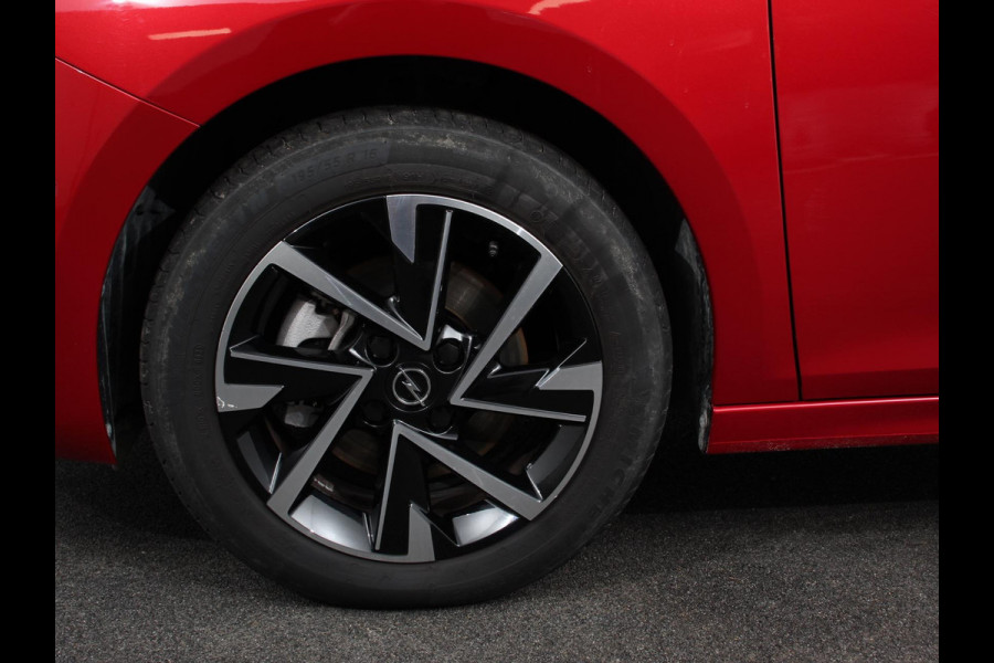 Opel Corsa 1.2 Turbo Hybrid 100pk GS Automaat Navigatie | Apple Carplay/Android Auto | Camera | Parkeersensoren | Cruise Control | Dodehoek assistent | Airco | Lichtmetalen velgen | Virtual Cockpit