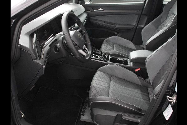 Volkswagen Golf 1.5 eTSI R-Line | Climate Control | Apple carplay/ Andriod Auto | Achteruitrij camera | Parkeersensoren | Sfeerverlichting | Lichtmetalen velgen | Led lampen